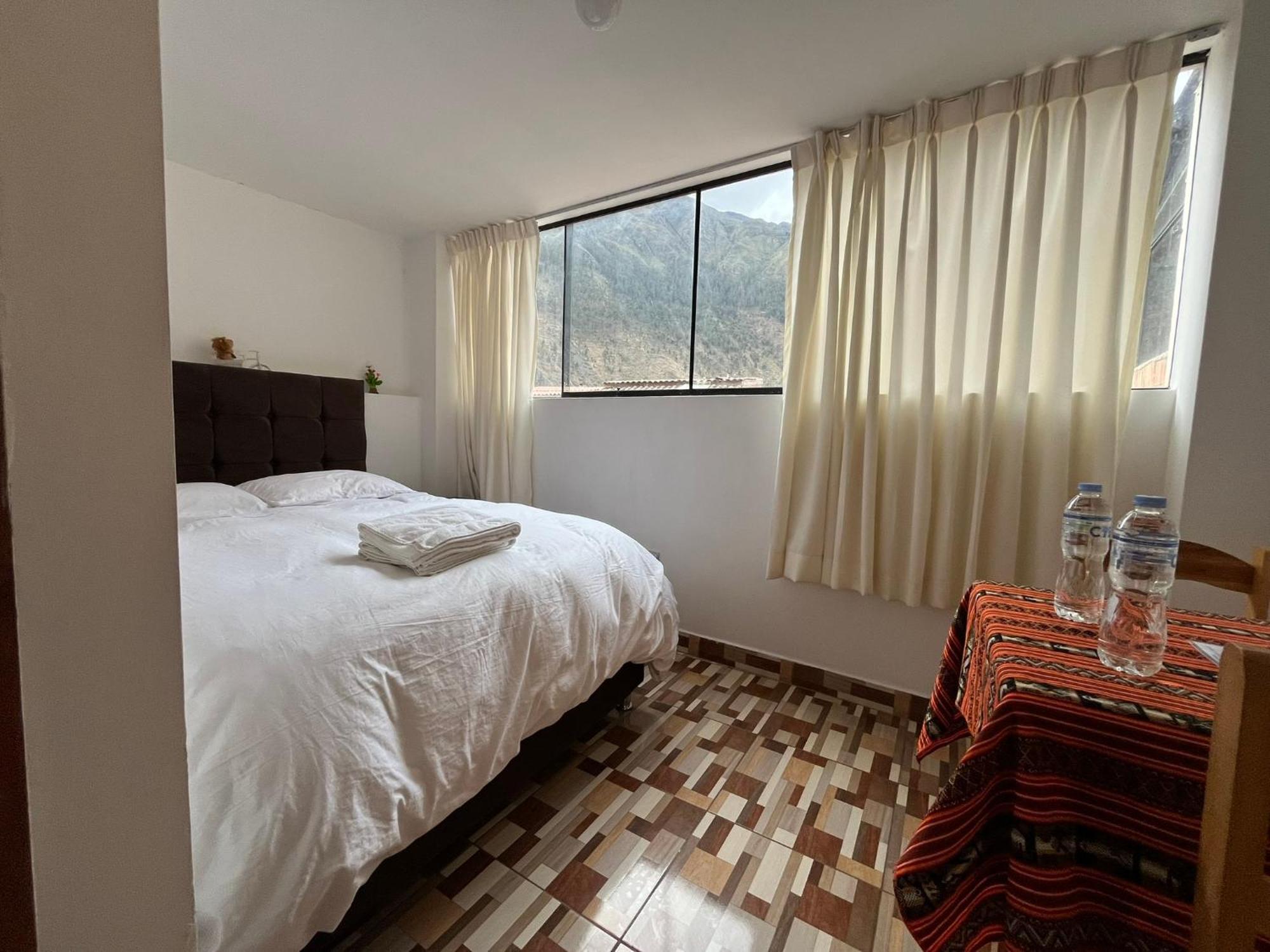 Hostal Apu Qhawarina オランテイタンボ エクステリア 写真
