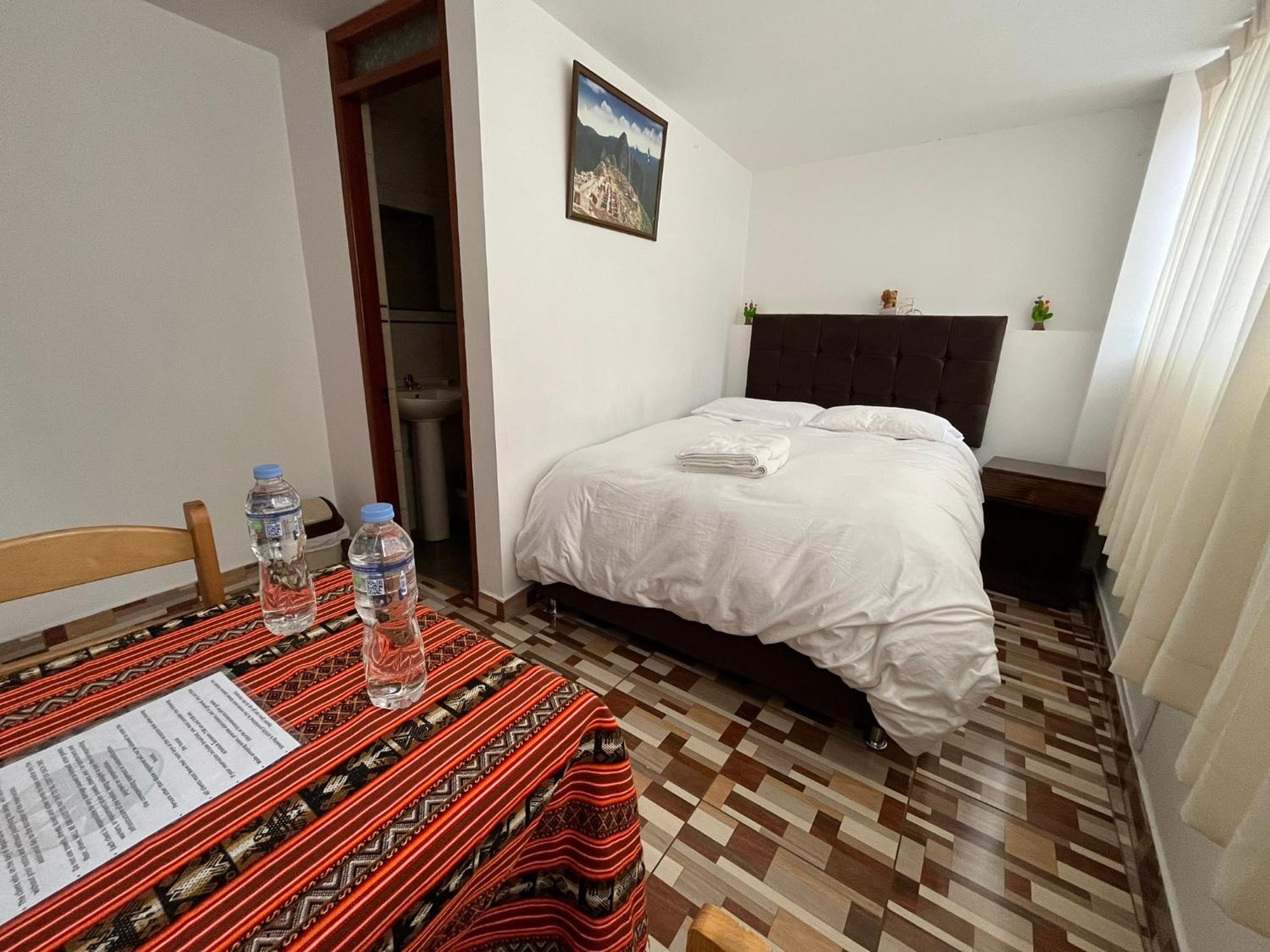 Hostal Apu Qhawarina オランテイタンボ エクステリア 写真