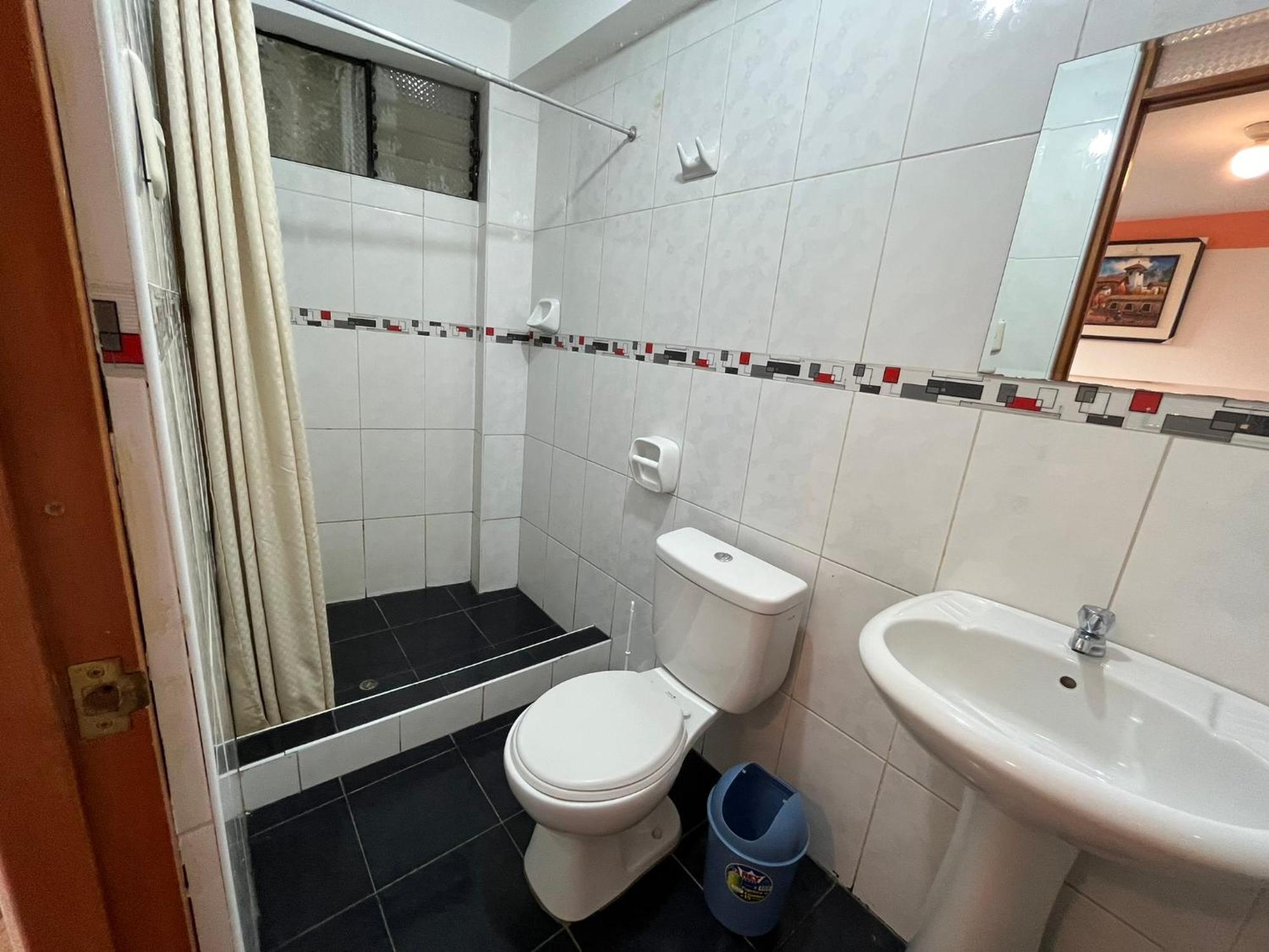 Hostal Apu Qhawarina オランテイタンボ エクステリア 写真